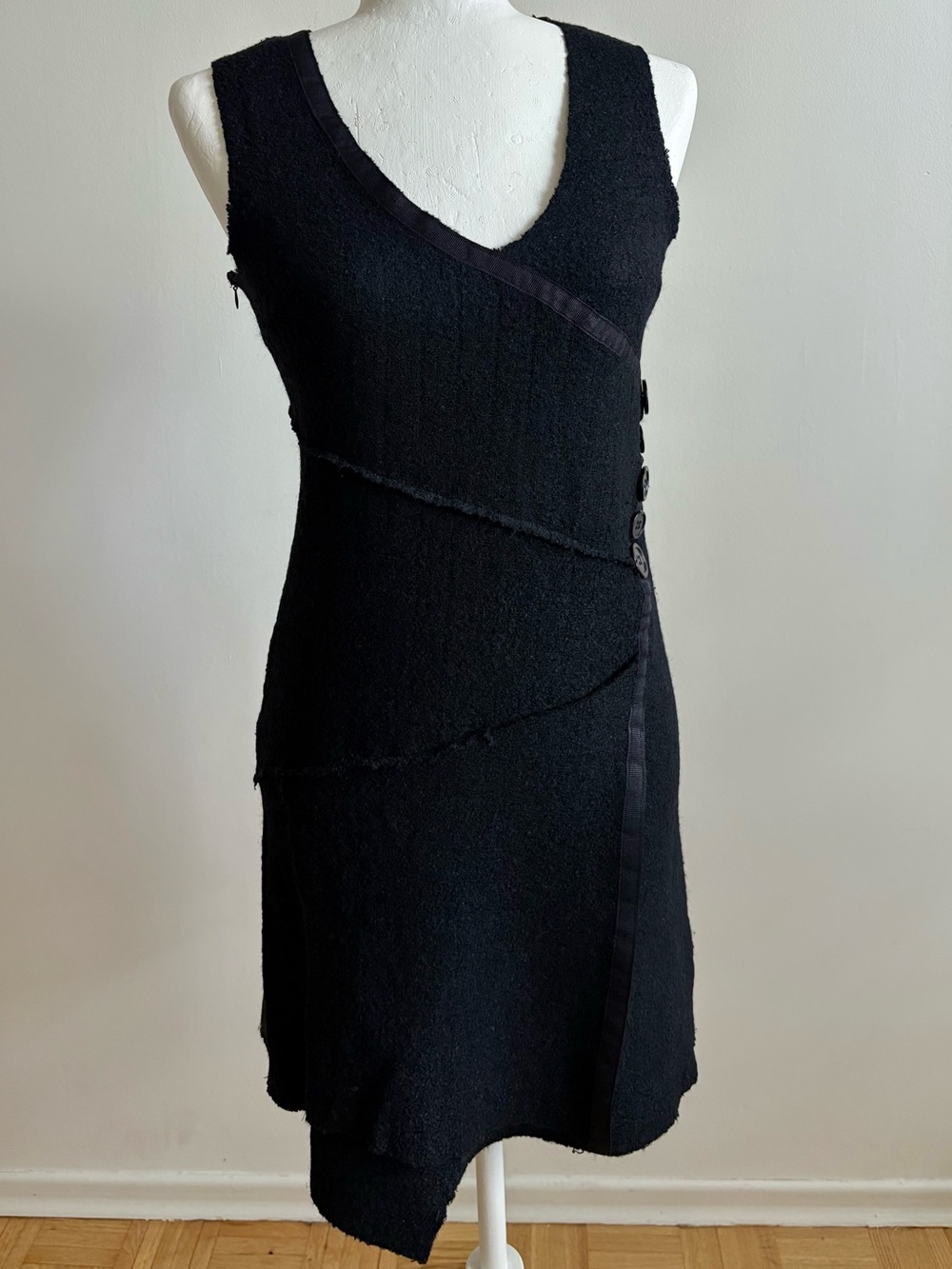 Coco & Tashi Black Wool Blend Asymmetric Boucle Mini Dress, Black Small